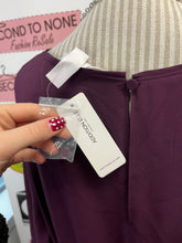 Cargar imagen en el visor de la galería, NWT Addition Elle Belted Dress (Size 32)