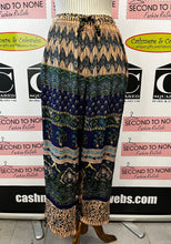 Load image into Gallery viewer, Made in India Boho Pants (Size XL)