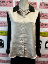 Load image into Gallery viewer, Colour Block Satin Blouse (Size L)