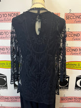 Cargar imagen en el visor de la galería, Navy Lace Cardigan (Size S)