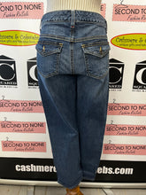 Charger l'image dans la galerie, Tommy Hilfiger Spirit Crop Jeans (Size 4R)