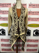 Charger l'image dans la galerie, NWT Alpaca Wool Cardigan (One Size)