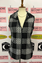 Cargar imagen en el visor de la galería, Fleece Large Check Vest (only a few red left)