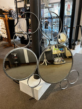Cargar imagen en el visor de la galería, Arteriors Silver Circles Wall Mirror