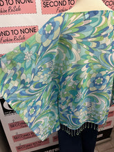 Cargar imagen en el visor de la galería, Wide Sleeve Sequin Fringe Top (Size L)