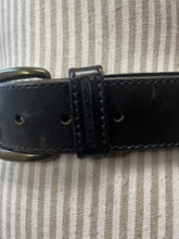 Charger l'image dans la galerie, Levi's Genuine Leather Belt (Size 30W)