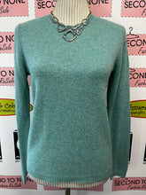 Load image into Gallery viewer, Ellen Tracy 100% Cashmere Top (Size S)