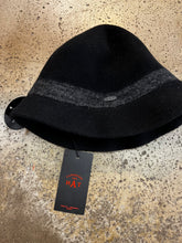 Charger l'image dans la galerie, NWT Canadian Hat Wool Hat