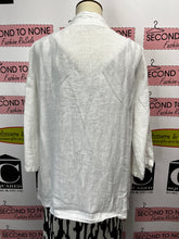 Cargar imagen en el visor de la galería, Made in Italy Linen Cover (Size M)