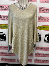 Cargar imagen en el visor de la galería, 100% Cashmere Ponchos (One Size)(10 Colour Options)