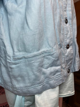 Cargar imagen en el visor de la galería, Northern Reflections Linen Shacket (Size L)