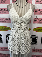 Load image into Gallery viewer, Crochet Flower Beach Top (Size S/M)