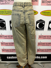 Load image into Gallery viewer, Divided Distressed Jeans (Size 12)