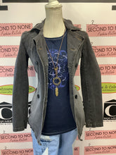 Load image into Gallery viewer, NWT Olsen Europe Cotton Navy Graphic Tee (Size XS/4)