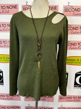 Cargar imagen en el visor de la galería, Ribbed Cutout Shirt (Size XL)