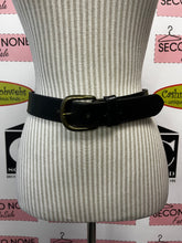 Charger l'image dans la galerie, Levi's Genuine Leather Belt (Size 30W)