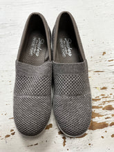 Load image into Gallery viewer, Skechers Pier Lite Wedge Shoes (Size 10)
