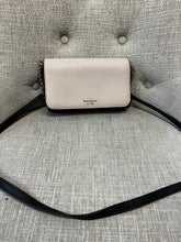 Charger l'image dans la galerie, Kate Spade Leather Crossbody