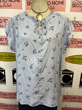 Cargar imagen en el visor de la galería, Buffalo Floral Blouse (Size XL)