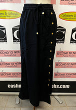 Load image into Gallery viewer, Button Wide Leg Pants (3 Colours)