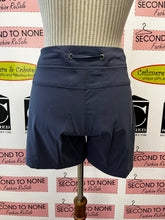Load image into Gallery viewer, Columbia Shorts (Size 10)