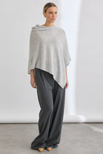 Cargar imagen en el visor de la galería, 100% Cashmere Ponchos (One Size)(10 Colour Options)