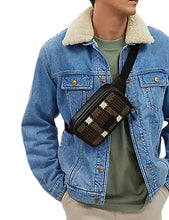 Cargar imagen en el visor de la galería, Authentic Coach Wyatt Belt Bag with Plaid Print