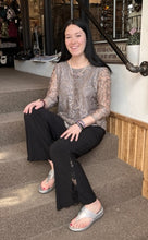 Charger l'image dans la galerie, Dramatic Shimmer Top (2 Colors)