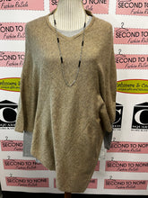 Cargar imagen en el visor de la galería, 100% Cashmere Ponchos (One Size)(10 Colour Options)