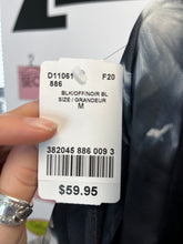 Cargar imagen en el visor de la galería, NWT Le Chateau Floral Top (Size M)