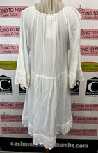Load image into Gallery viewer, White Crochet Lace Summer Dress (Size M)