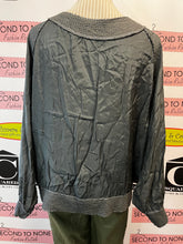 Load image into Gallery viewer, Made in Italy Grey Metallic Top (One Size)