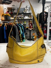 Cargar imagen en el visor de la galería, The Sak Kendra Hobo Bag