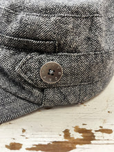 Cargar imagen en el visor de la galería, Roxy Tweed Hat