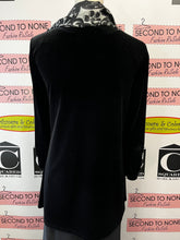 Cargar imagen en el visor de la galería, Black Velvet Cardigan with Scarf Accent (Size L/XL)