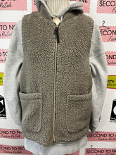 Load image into Gallery viewer, Calvin Klein Sherpa Vest (Size S)