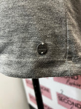 Cargar imagen en el visor de la galería, Bench Sparkly Top (Size S)