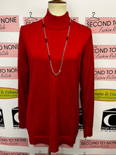 Cargar imagen en el visor de la galería, Calvin Klein Red Mock Neck (Size M)