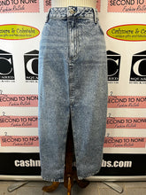 Load image into Gallery viewer, Long Denim Skirt (Size 16)