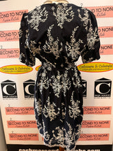 Load image into Gallery viewer, NWT Laura Petites Navy & White Embroidered Dress (Size 12P)