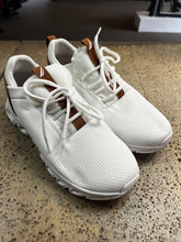 Cargar imagen en el visor de la galería, Nautica Fitness & Training Shoes (Size 8)