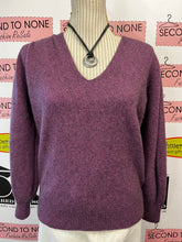 Load image into Gallery viewer, Made in Italy Wool/Cashmere Sweater (Size L)