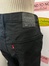 Charger l'image dans la galerie, Levi's 541 Tapered Jeans (Size 32W/30L)