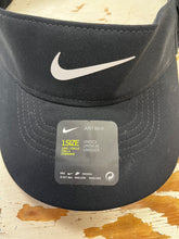 Charger l'image dans la galerie, NWT Nike Dri-Fit Visor (OSFM)