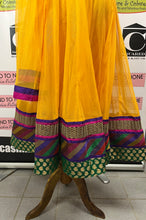 Cargar imagen en el visor de la galería, Unique Colourful Embroidered Bodice Dress + Scarf (Size 2)