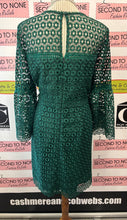 Cargar imagen en el visor de la galería, NWT J. Crew Green Eyelet Dress (Size 12)
