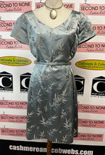 Load image into Gallery viewer, Vintage 100% Embroidered Silk Belted Dress (Size 14)