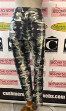 Load image into Gallery viewer, HUE Tie- Dye Inspo Jeggings (Size M)