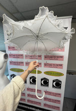 Load image into Gallery viewer, Vintage Parisol Umbrella