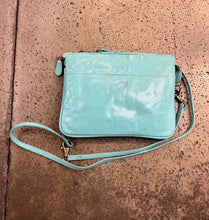Cargar imagen en el visor de la galería, Aquamarine Leather Multi-Way Purse